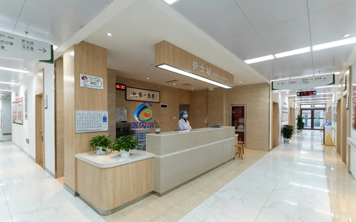 病房衛(wèi)生間門外開還是內開好看些